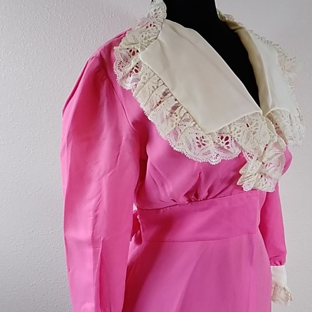 Handmade Silk Women Vintage Dress Size M Needs to Clean - Picture 5 of 16